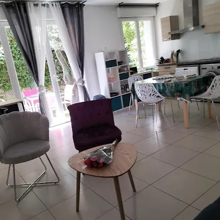 Semesterbostad Maison Bijou Plage, Juan Les Pins-antibes Antibes